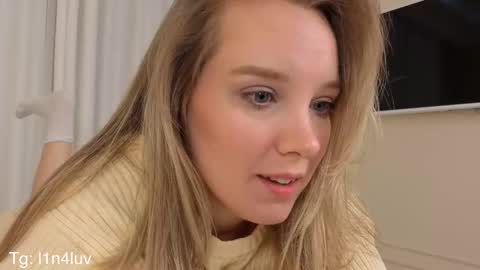 lina online show from October 26, 9:03 pm