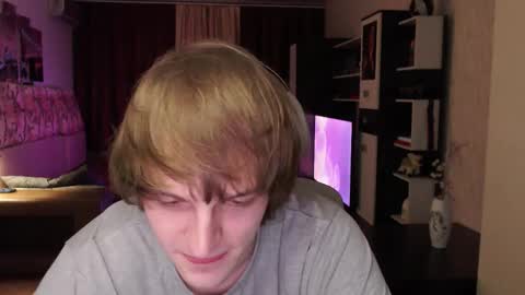 l1onkennedy online show from January 31, 7:33 pm