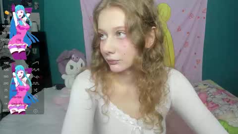 Snapshot of l1ttlekiki chatting on September 27, 5:00 pm Sara online show from September 27, 5:00 pm