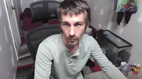 l1v1nth3dr3am online show from October 31, 3:07 am