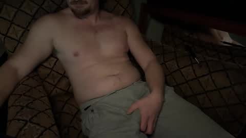 L online show from February 3, 7:56 am