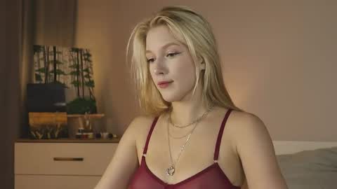 Alice online show from September 14, 3:24 pm