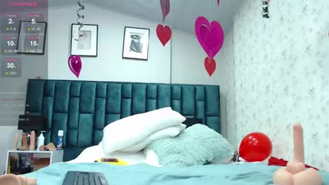 Snapshot of la_crespa_x chatting on February 13, 3:35 pm la crespa x online show from February 13, 3:35 pm