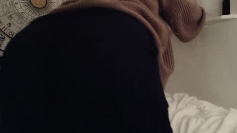 Lacey online show from September 30, 12:21 am