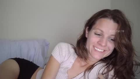 Lacie online show from October 19, 8:46 pm