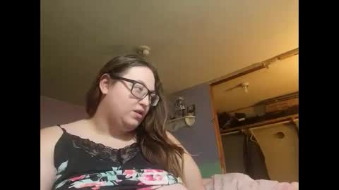 Laddybuggie27 online show from February 25, 1:30 am