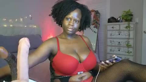 La Diosa Selene online show from June 6, 3:45 am