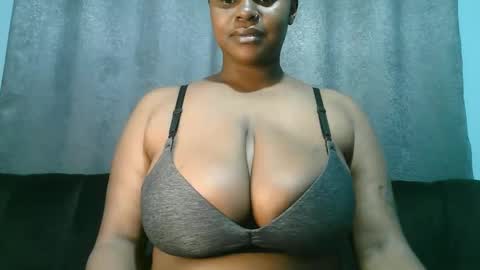 lady_dearra online show from June 7, 3:22 am
