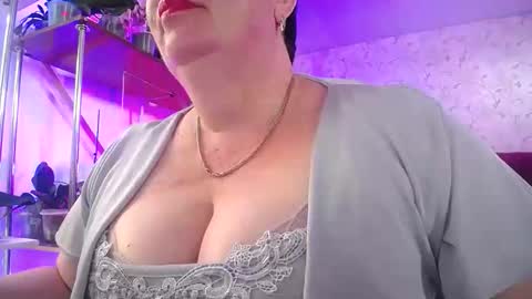 Lady Gloria online show from May 17, 10:46 am