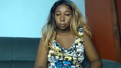 Maya online show from December 3, 1:27 pm