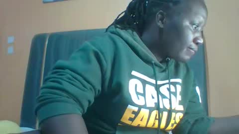 lindah32 online show from March 1, 6:12 pm