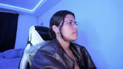  Lady  online show from March 19, 2:39 am