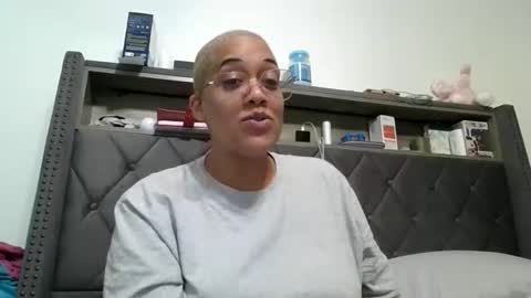 Stephanie online show from April 24, 5:20 am