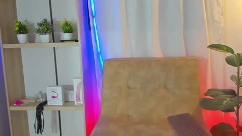 ladynemesis00 online show from February 1, 3:41 am