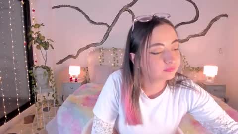 Lady  online show from November 28, 5:37 am