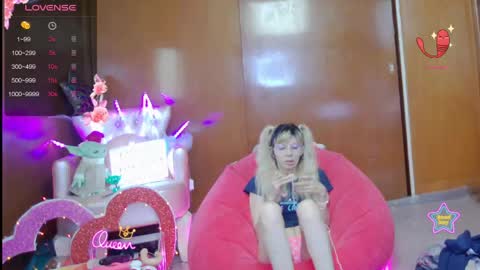 Skinnygirl online show from April 15, 1:31 am