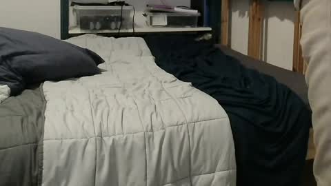 lailaiahr online show from April 4, 6:48 pm