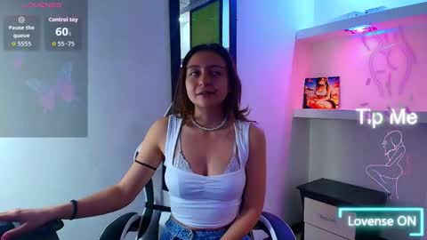 Snapshot of lala_clark chatting on September 21, 4:05 am Lala clark online show from September 21, 4:05 am