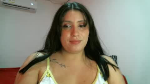 laura gomez online show from February 22, 5:24 pm