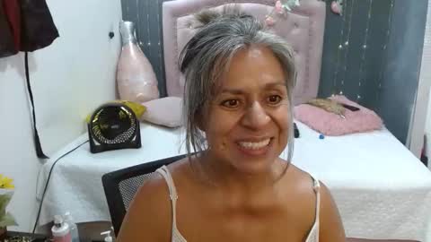 lalisha online show from January 13, 11:45 pm