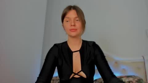 Lallie  online show from March 14, 4:00 pm