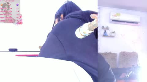 Lana online show from April 14, 9:01 am