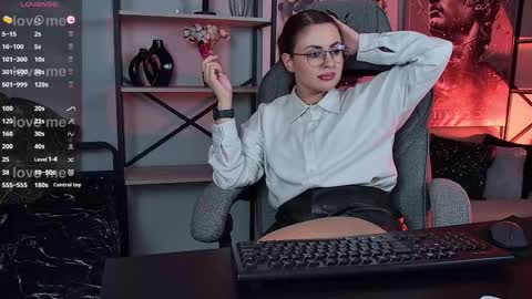 Snapshot of lana__may chatting on October 17, 12:42 pm just call me Lana and her security online show from October 17, 12:42 pm