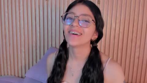 ... .          . ... online show from November 26, 1:52 pm