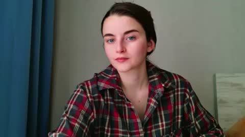 lana_gl online show from June 9, 6:35 am