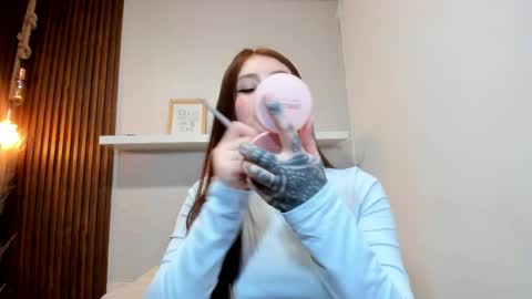 Lana     igauroraaaaaaaaa 1 online show from May 17, 1:15 am