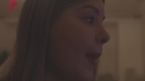 Alana online show from February 9, 8:56 pm