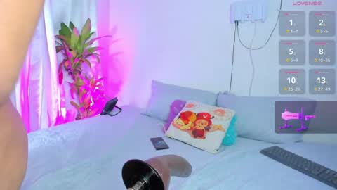 emma online show from June 5, 10:15 pm
