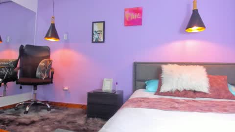 Lana Blake online show from February 18, 12:05 pm