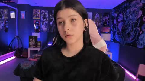 Snapshot of lanakyutt chatting on September 24, 9:32 pm L A N A online show from September 24, 9:32 pm