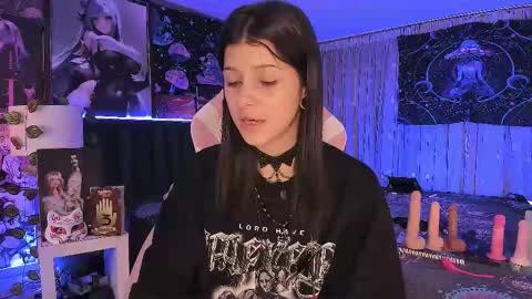 Snapshot of lanakyutt chatting on March 3, 5:31 am L A N A online show from March 3, 5:31 am