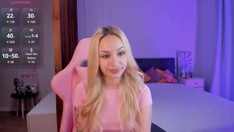 Lana online show from December 22, 3:57 am