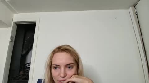 lanasharapovaxxx online show from October 31, 11:38 pm