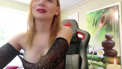 Lana online show from February 10, 7:47 am