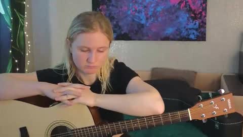 LanaviSmith online show from February 3, 6:40 am