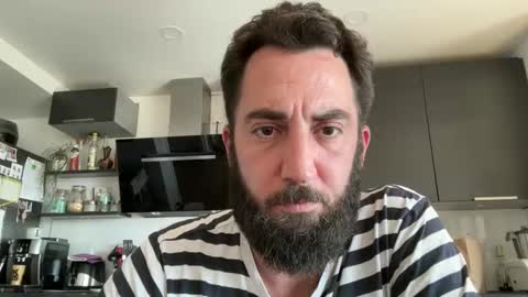 Lanimal online show from September 19, 12:31 pm