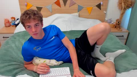 Fandi online show from April 7, 12:29 pm