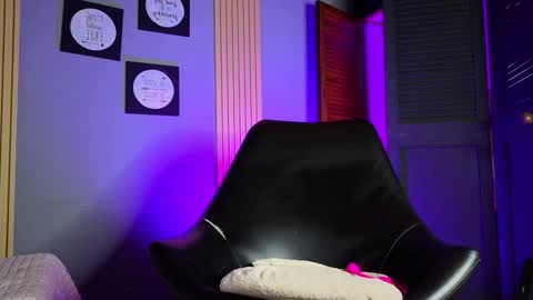 la paisita  online show from February 4, 5:31 am