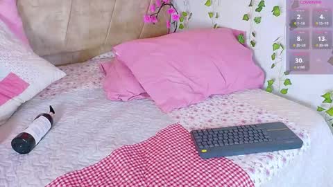 Lara Gill online show from February 20, 7:49 pm