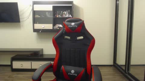 Laralianna online show from December 23, 9:40 pm