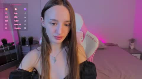 MY NAME IS LILY online show from March 10, 7:11 am