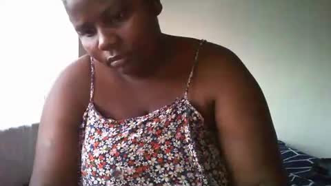 laralovex online show from February 24, 3:44 am