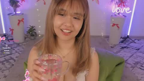 Lara online show from March 28, 10:33 pm