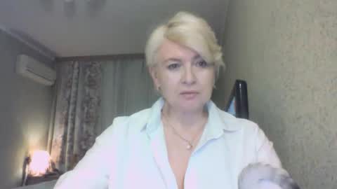 laramrs online show from March 2, 5:30 pm