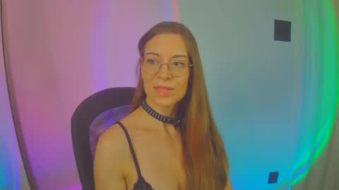 larawintersxxx online show from October 22, 9:16 pm