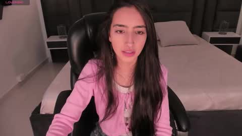 Larisa Smirnov online show from January 7, 4:39 am